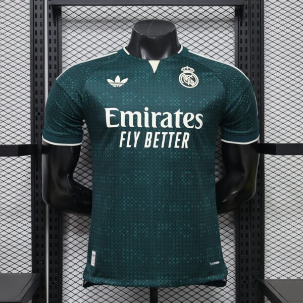 Real Madrid Away 26-27 (Player Edition)
